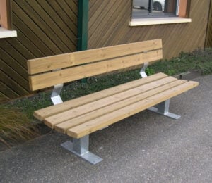 23302